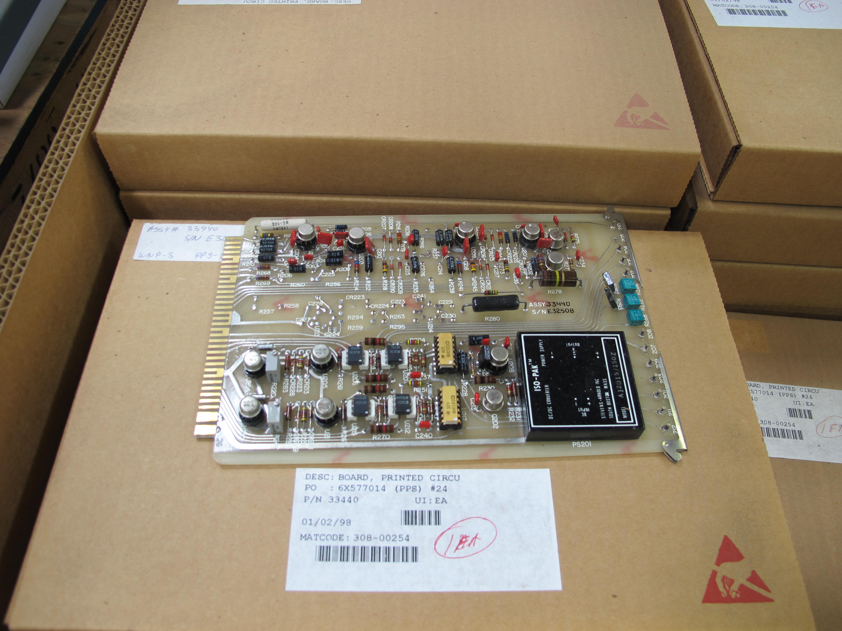 (52) BOARDS, PRINTED CIRCUIT TYPE, BISTABLE COMPARATOR FUNCTION. FOR USE IN PPS CABINETS.. LOADING & HANDLING FEE $15-4153
